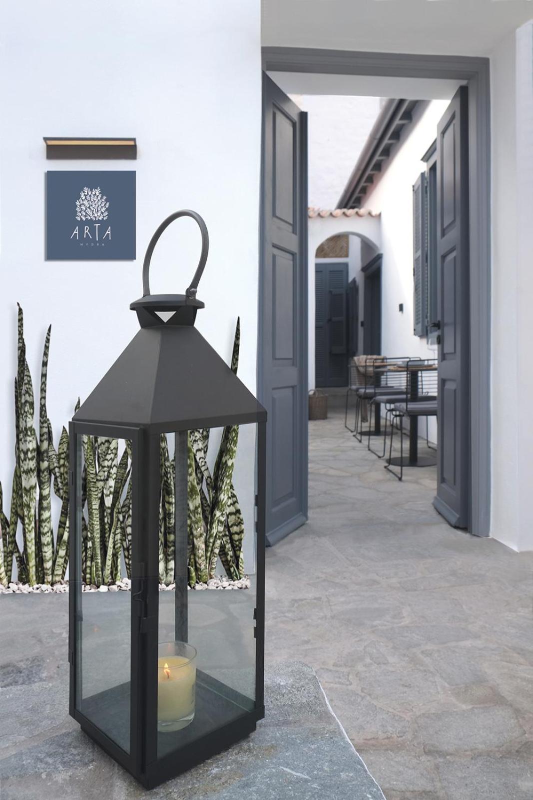 Arta Hydra Hotel Exterior photo